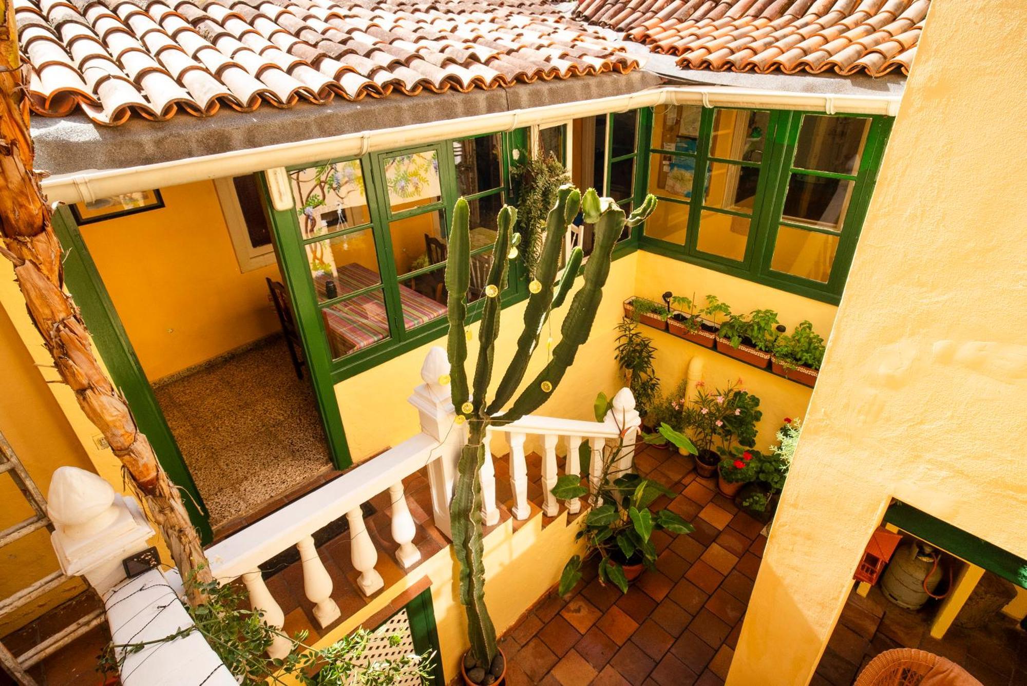 לה אורוטבה Hostel Tenerife מראה חיצוני תמונה